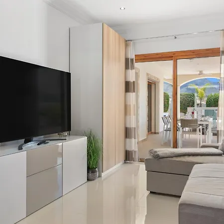 Karat Luso Адехе