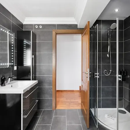 Karat Luso Адехе